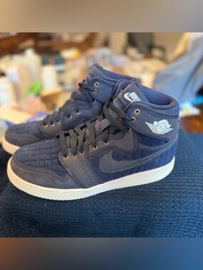 Nike Air Jordan 1 Retro Navy Quilted High-Top Sneakers